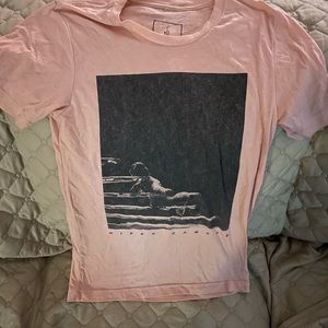 Hippo Campus concert T-shirt size small pink used good condition
